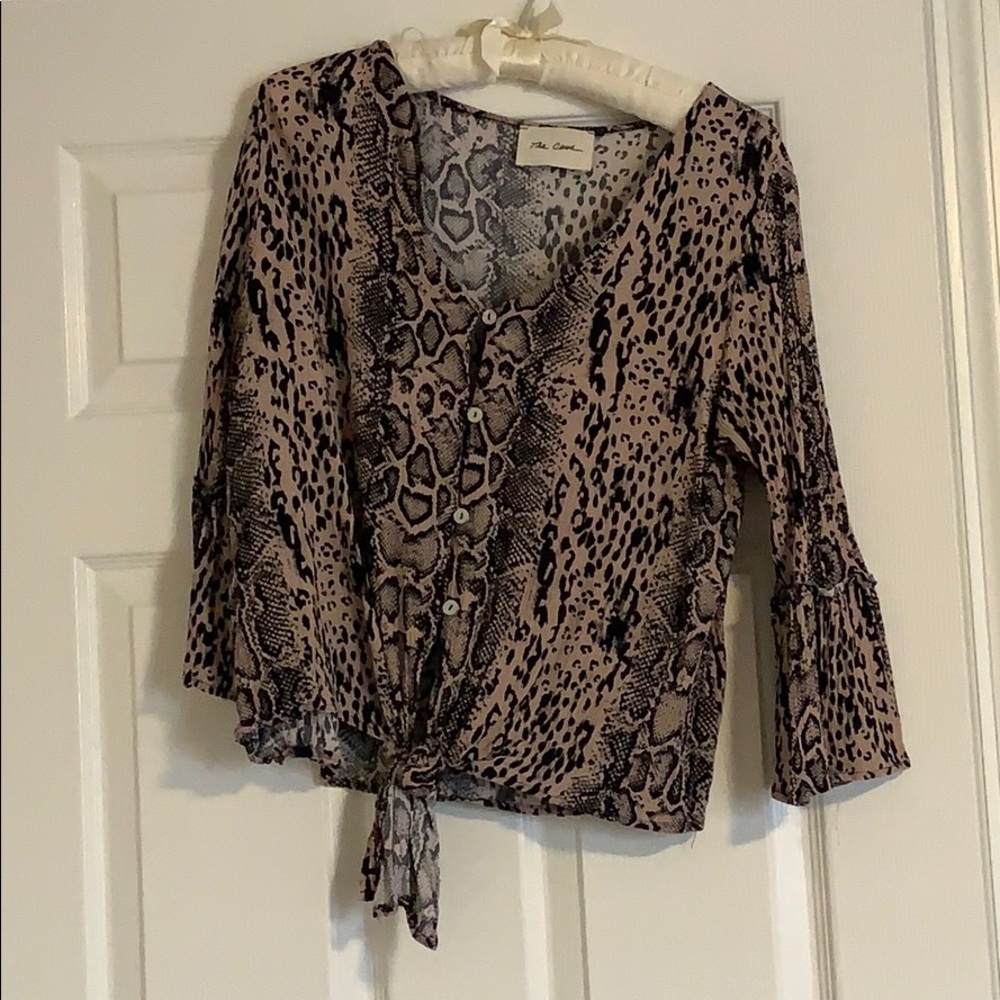 Animal print three quarter sleeve
